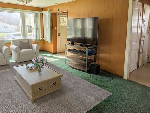 Tiny photo for 1485 S Burchard Avenue, Freeport, IL 61032 (MLS # 12503942)