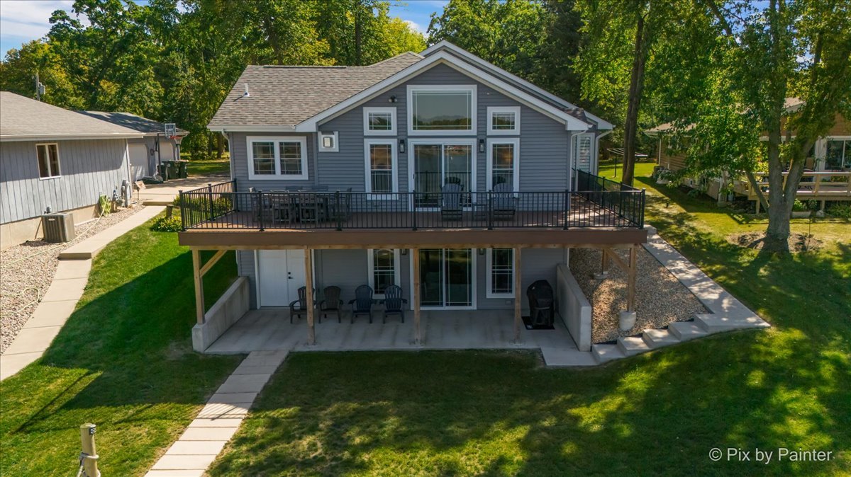 813 Lake Holiday Drive