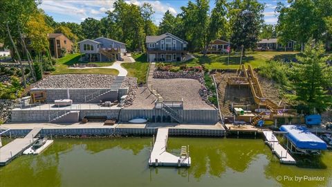 813 Lake Holiday Drive Lake Holiday IL 60548