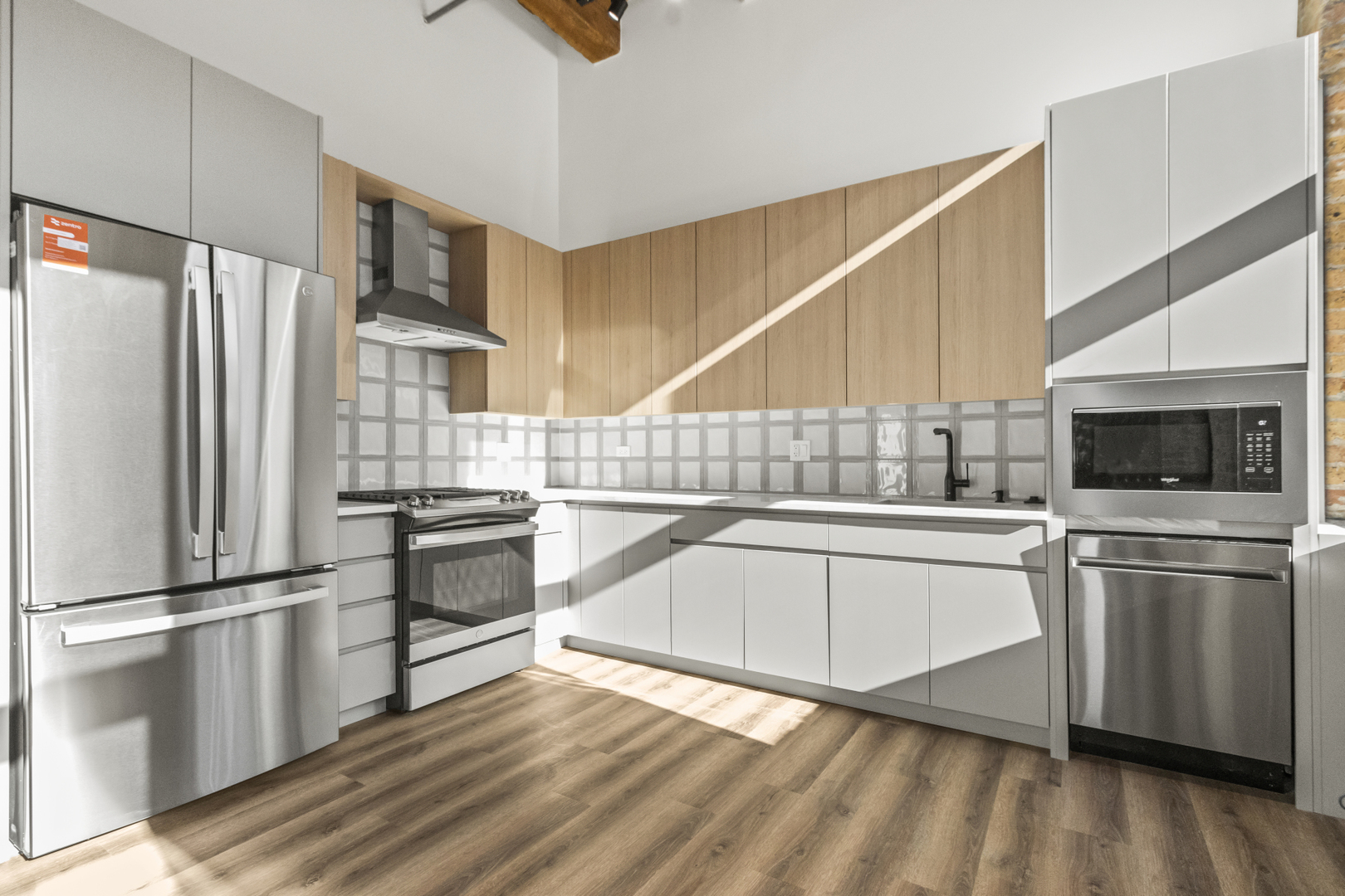 153 W Ohio Street 307