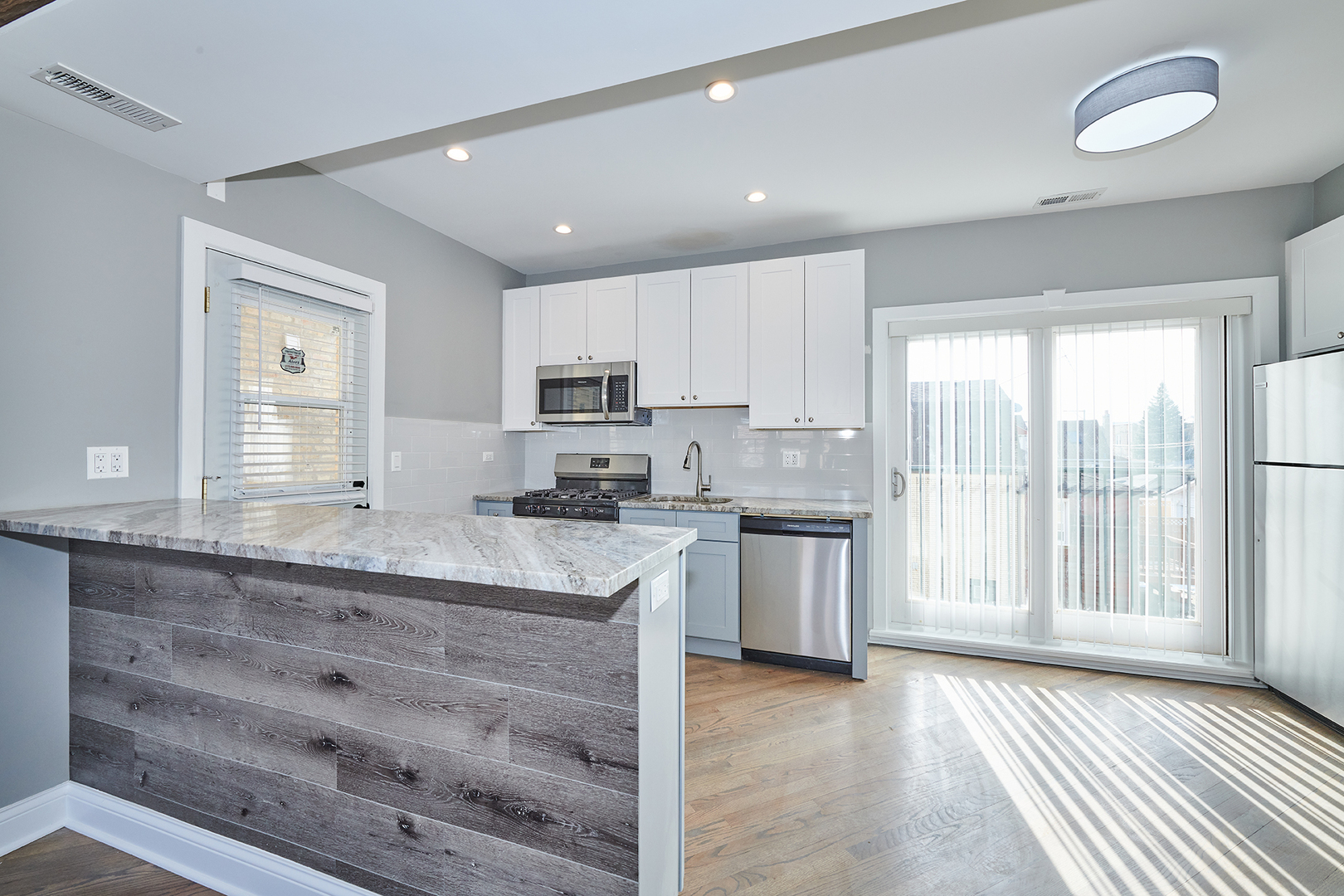 5709 W Seminole Street 1