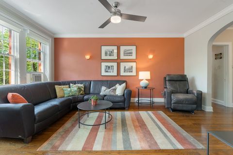 Tiny photo for 1217 Hull Terrace #3A, Evanston, IL 60202 (MLS # 12442324)