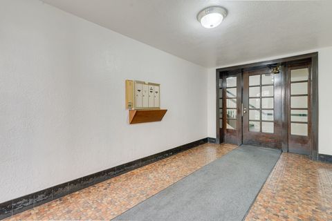 Tiny photo for 1217 Hull Terrace #3A, Evanston, IL 60202 (MLS # 12442324)