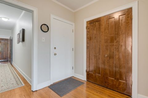 Tiny photo for 1217 Hull Terrace #3A, Evanston, IL 60202 (MLS # 12442324)