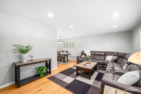 Tiny photo for 5S652 Hummingbird Lane, Naperville, IL 60540 (MLS # 12662048)
