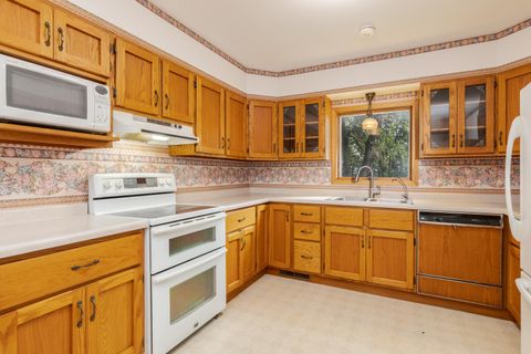 Tiny photo for 34553 E 1300 North Road, Chatsworth, IL 60921 (MLS # 12682422)