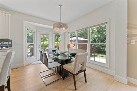 Tiny photo for 4308 Royal Windyne Court, St. Charles, IL 60174 (MLS # 12524114)