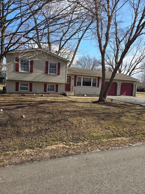 Photo of 1702 Parklane Avenue, McHenry, IL 60050 (MLS # 12572918)