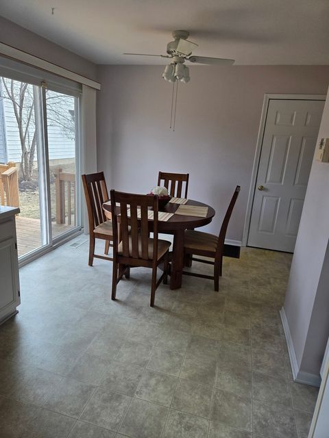 Tiny photo for 1702 Parklane Avenue, McHenry, IL 60050 (MLS # 12572918)