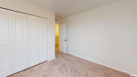 Tiny photo for 5940 BUTTERFIELD Drive, Bettendorf, IA 52722 (MLS # QC4268525)