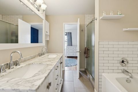 Tiny photo for 3315 N Racine Avenue #D, Chicago, IL 60657 (MLS # 12618603)