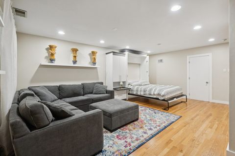 Tiny photo for 3315 N Racine Avenue #D, Chicago, IL 60657 (MLS # 12618603)