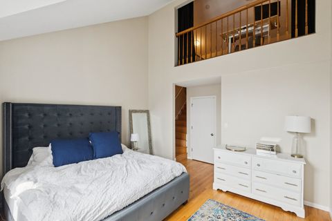 Tiny photo for 3315 N Racine Avenue #D, Chicago, IL 60657 (MLS # 12618603)