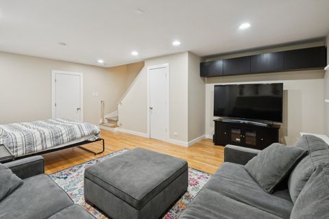 Tiny photo for 3315 N Racine Avenue #D, Chicago, IL 60657 (MLS # 12618603)