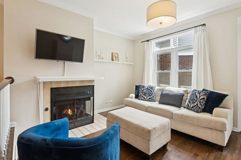Tiny photo for 3315 N Racine Avenue #D, Chicago, IL 60657 (MLS # 12618603)