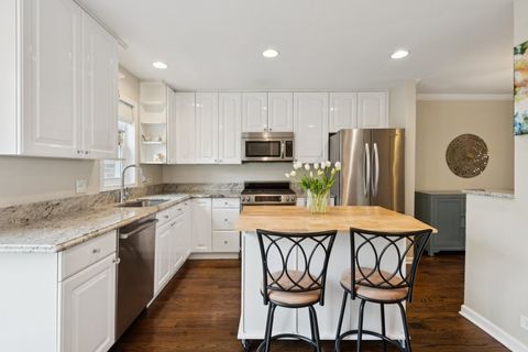 Tiny photo for 3315 N Racine Avenue #D, Chicago, IL 60657 (MLS # 12618603)