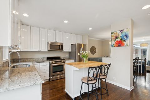 Tiny photo for 3315 N Racine Avenue #D, Chicago, IL 60657 (MLS # 12618603)