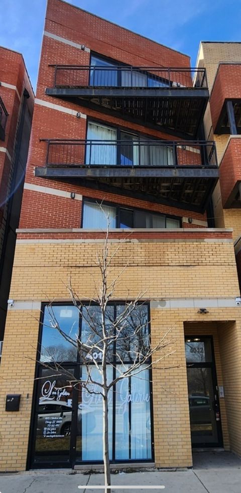 4012 S Western Avenue 2 Chicago IL 60609