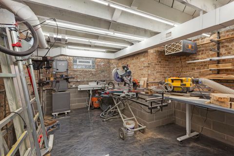 Tiny photo for 205 W Cook Avenue, Libertyville, IL 60048 (MLS # 12634943)