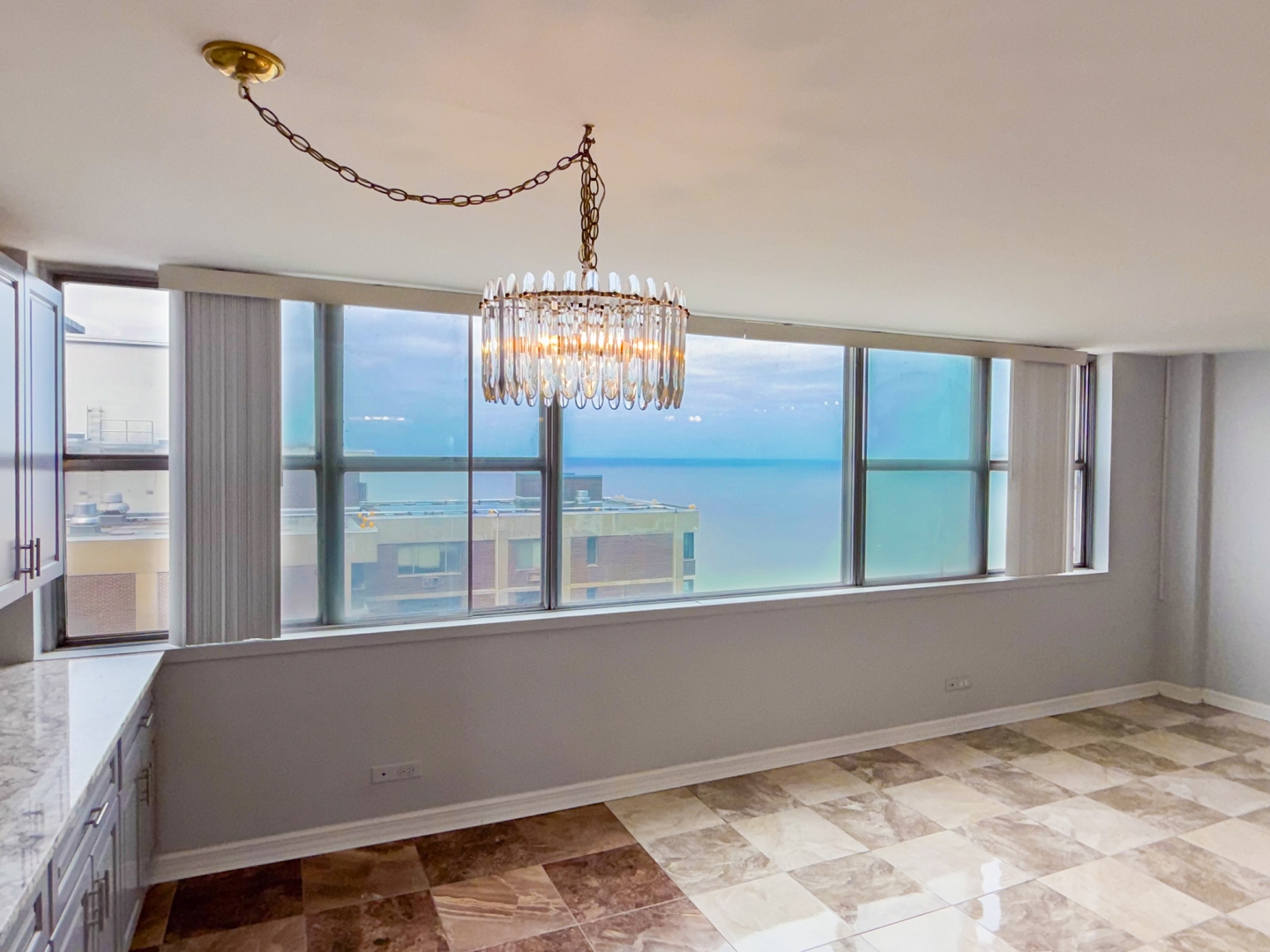 6301 N Sheridan Road 24E