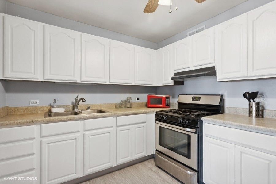 6700 S South Shore Drive 3J