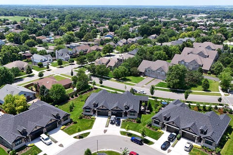 Tiny photo for 1352 Lacoma Court, Lockport, IL 60441 (MLS # 12702912)