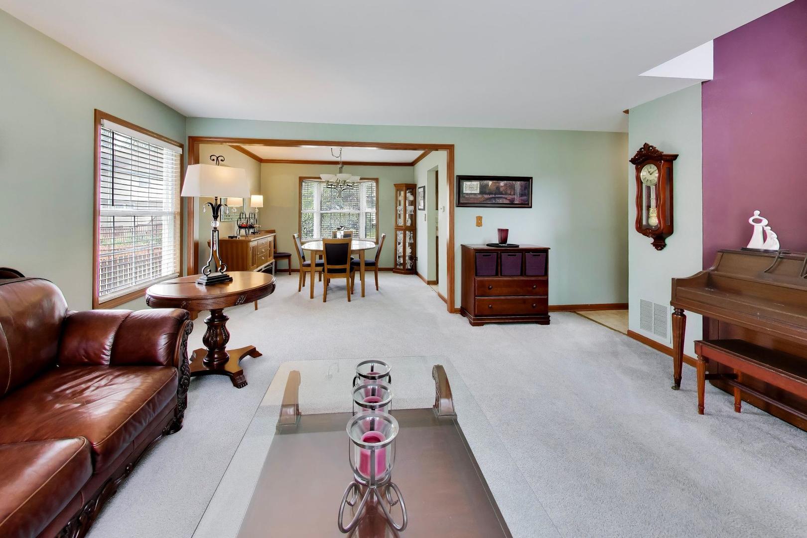 524 Edinburgh Lane