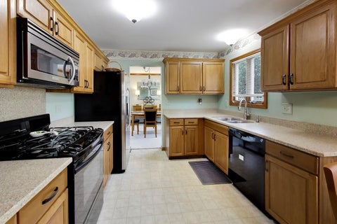 Tiny photo for 524 Edinburgh Lane, West Dundee, IL 60118 (MLS # 12650621)