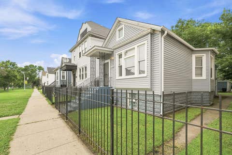 Tiny photo for 5353 S Princeton Avenue, Chicago, IL 60609 (MLS # 12702617)
