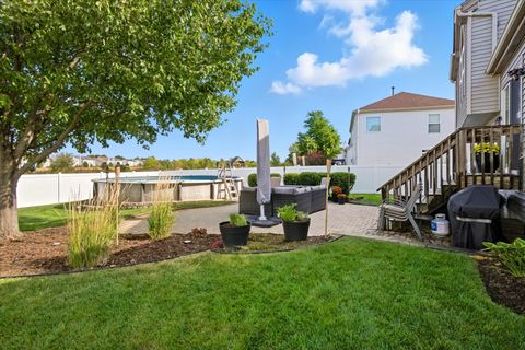 Tiny photo for 1600 Prairieview Boulevard, Bolingbrook, IL 60490 (MLS # 12617171)