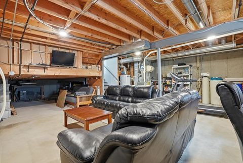 Tiny photo for 1600 Prairieview Boulevard, Bolingbrook, IL 60490 (MLS # 12617171)