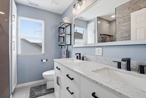 Tiny photo for 1600 Prairieview Boulevard, Bolingbrook, IL 60490 (MLS # 12617171)