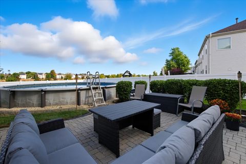 Tiny photo for 1600 Prairieview Boulevard, Bolingbrook, IL 60490 (MLS # 12617171)