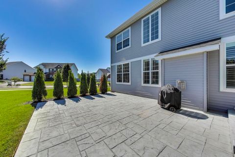 Tiny photo for 27100 Timber Wood Court, Plainfield, IL 60585 (MLS # 12554476)