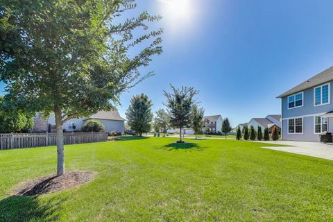 Tiny photo for 27100 Timber Wood Court, Plainfield, IL 60585 (MLS # 12554476)