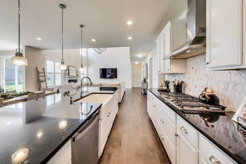 Tiny photo for 27100 Timber Wood Court, Plainfield, IL 60585 (MLS # 12554476)