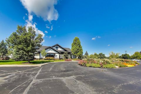 Tiny photo for 27100 Timber Wood Court, Plainfield, IL 60585 (MLS # 12554476)