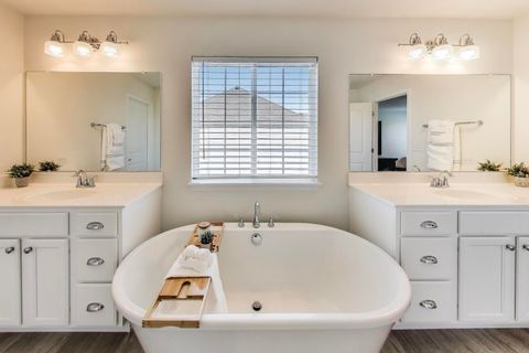 Tiny photo for 27100 Timber Wood Court, Plainfield, IL 60585 (MLS # 12554476)