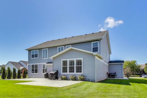 Tiny photo for 27100 Timber Wood Court, Plainfield, IL 60585 (MLS # 12554476)