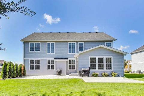 Tiny photo for 27100 Timber Wood Court, Plainfield, IL 60585 (MLS # 12554476)