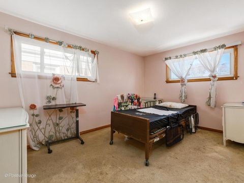Tiny photo for 6031 S Moody Avenue, Chicago, IL 60638 (MLS # 12555683)