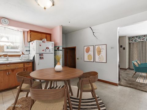 Tiny photo for 6031 S Moody Avenue, Chicago, IL 60638 (MLS # 12555683)