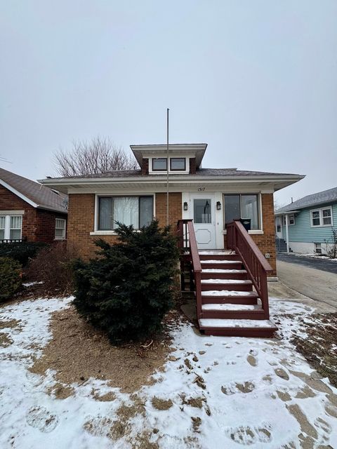 Tiny photo for 1317 N Raynor Avenue, Joliet, IL 60435 (MLS # 12556860)
