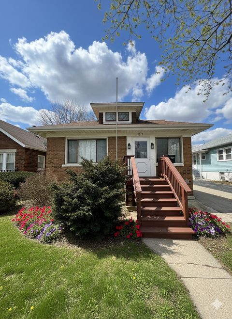 Photo of 1317 N Raynor Avenue, Joliet, IL 60435 (MLS # 12556860)