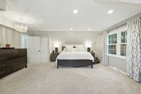 Tiny photo for 10 W 12TH Avenue, Naperville, IL 60563 (MLS # 12459693)