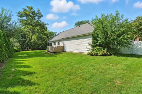 Tiny photo for 10 W 12TH Avenue, Naperville, IL 60563 (MLS # 12459693)