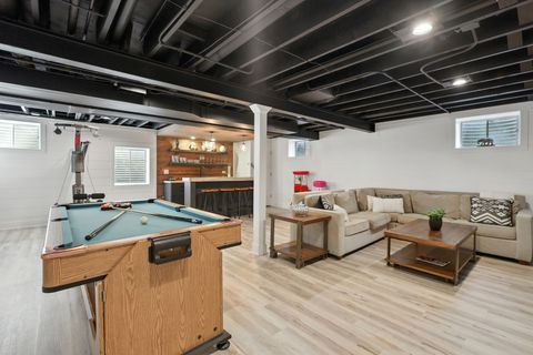 Tiny photo for 10 W 12TH Avenue, Naperville, IL 60563 (MLS # 12459693)
