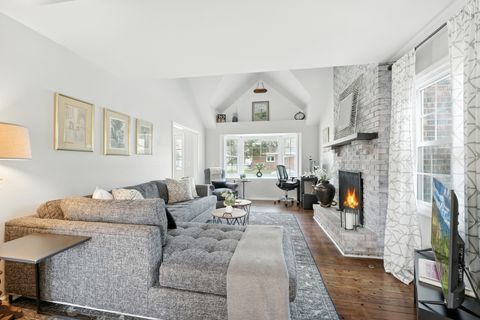 Tiny photo for 10 W 12TH Avenue, Naperville, IL 60563 (MLS # 12459693)