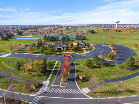 Tiny photo for 26307 Whispering Woods Court, Plainfield, IL 60585 (MLS # 12489149)