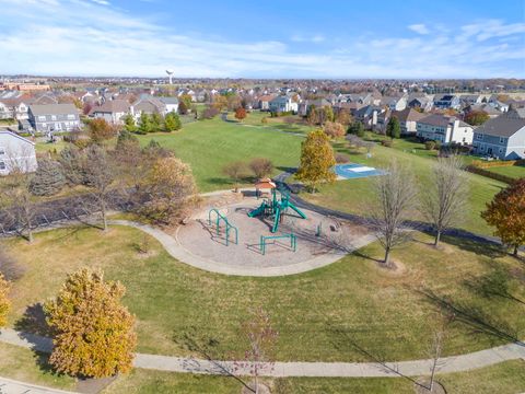 Tiny photo for 26307 Whispering Woods Court, Plainfield, IL 60585 (MLS # 12489149)